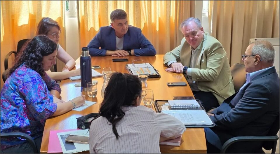 En este momento estás viendo Michlig y González realizaron numerosas gestiones en reparticiones provinciales junto a José L. Sánchez de Villa Trinidad