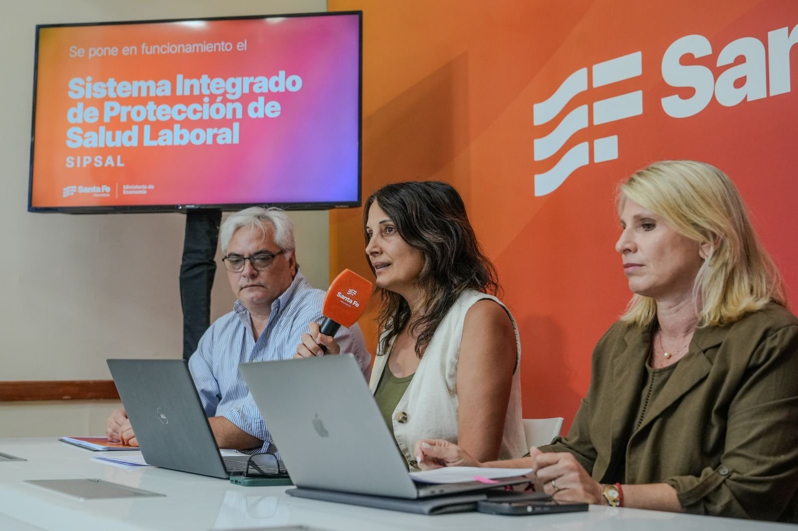 En este momento estás viendo Provincia presentó un sistema integral para mejorar la atención de la salud de los trabajadores públicos