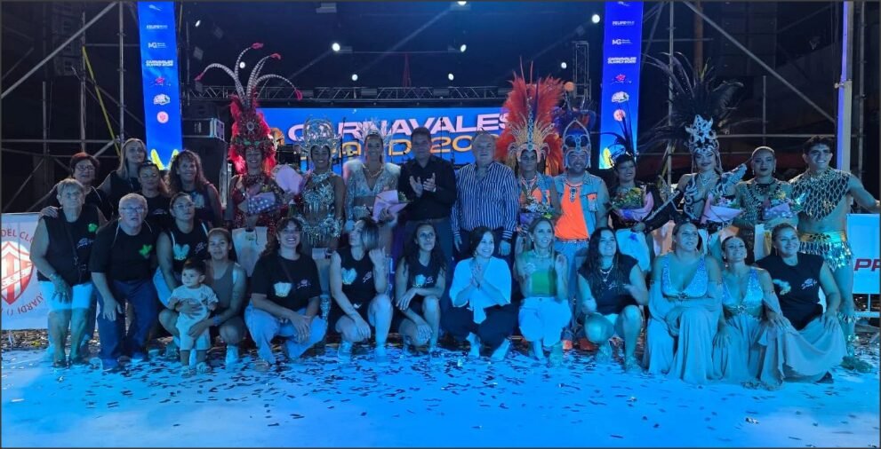 En este momento estás viendo El Senador Felipe Michlig participó de los exitosos y multitudinarios Carnavales de Las Palmeras y de Suardi