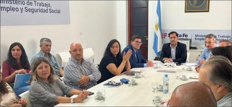AMSAFE se reunió con el gobierno y advirtió «si no hay cambio de política, no se comenzará el 2 de marzo»