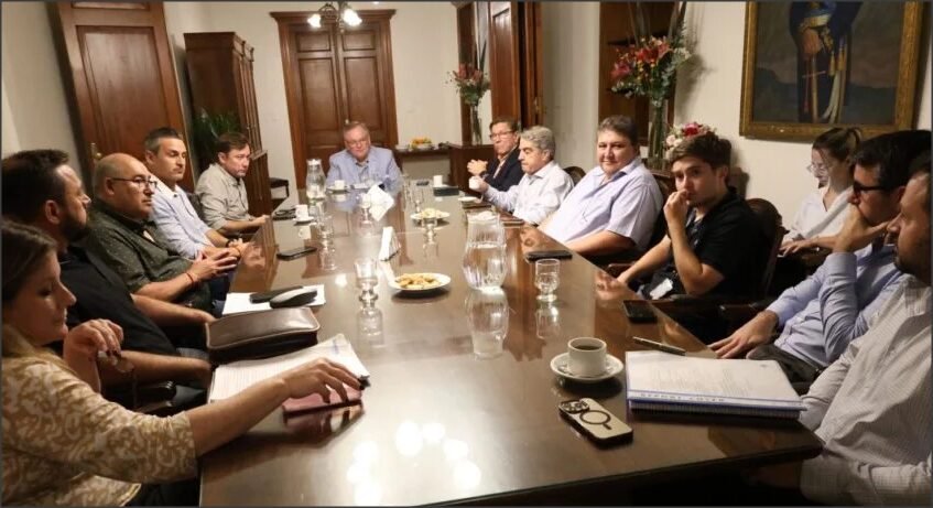 El Senado avanza con la ronda de diálogo multisectorial por la nueva ley orgánica de Municipios