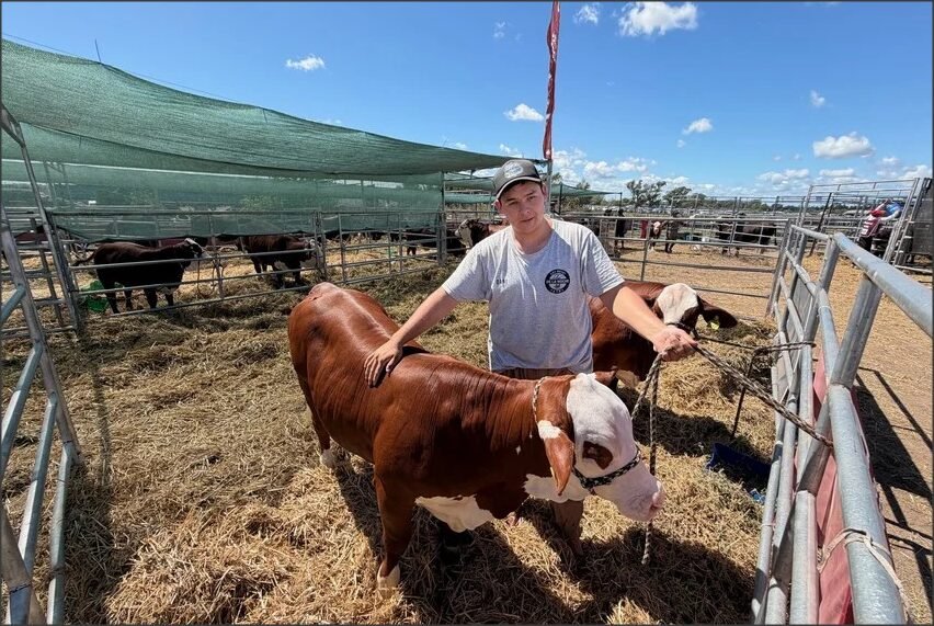 En este momento estás viendo Un alumno de una escuela rural de Tostado reforzó su aprendizaje en Expoagro 2026