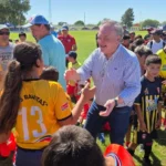 El senador Michlig participó del Encuentro de Fútbol Infantil 2026 “Los Palmeritos” futbol-infantil-las-palmeras-1