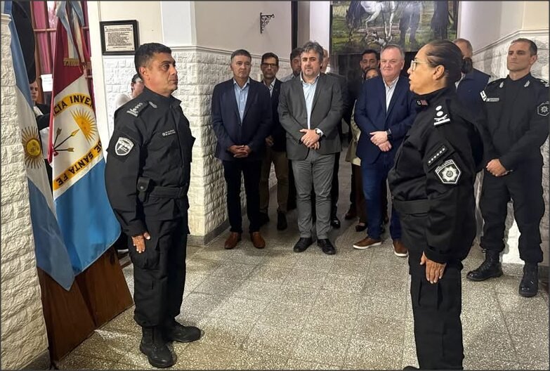En este momento estás viendo Marcela Fernández asumió la jefatura de la Unidad Regional XIII de San Cristóbal