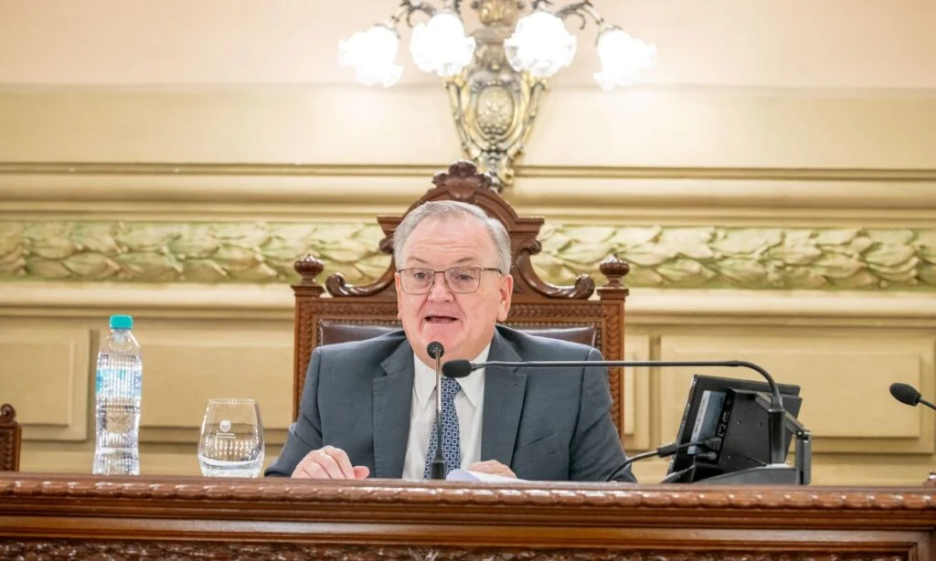 En este momento estás viendo El Senado solicita informe sobre Planes de Viviendas inconclusas por Nación y criterios de la Provincia para su reactivación