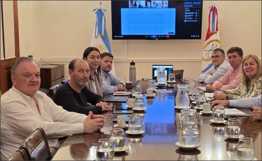 En este momento estás viendo Se aprobaron Proyectos del Programa Alentar” para otros dos Clubes del Departamento San Cristóbal