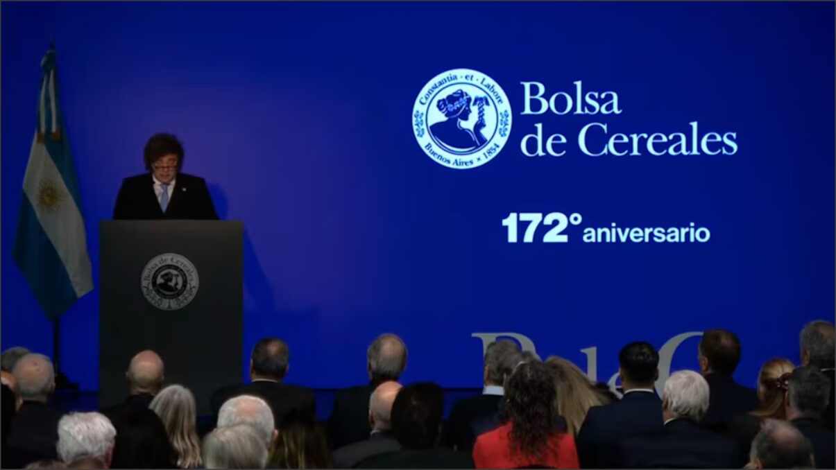 En este momento estás viendo Javier Milei anunció una baja en las retenciones para el trigo, la cebada y la soja