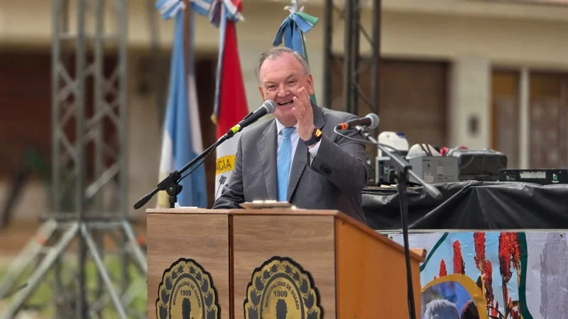 En este momento estás viendo Suardi: Apertura oficial de la 60° edición de la Fiesta Provincial del Sorgo y las Industrias Lácteas