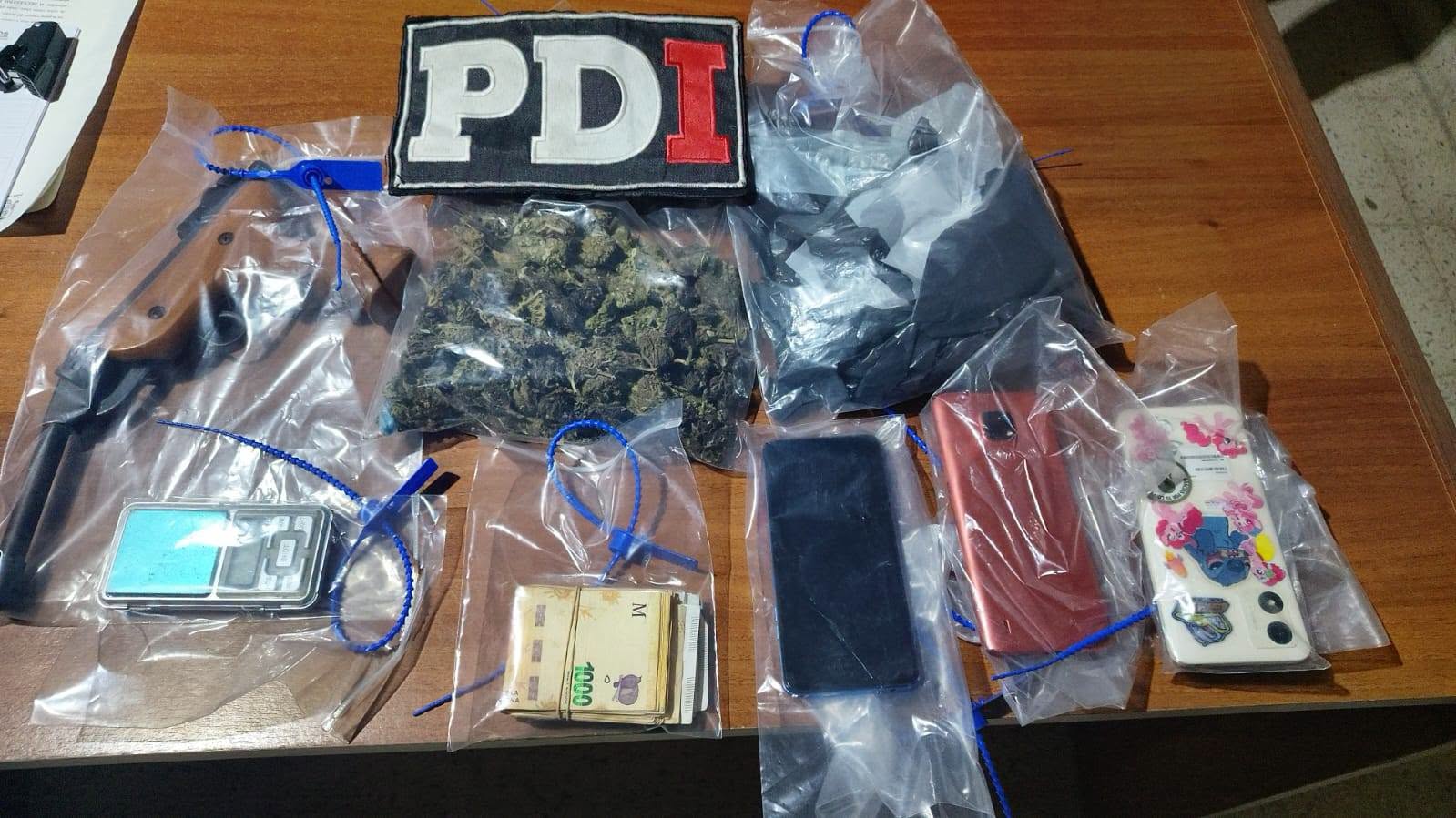 En este momento estás viendo Ceres: Un detenido y secuestro de marihuana y dinero en operativo de PDI