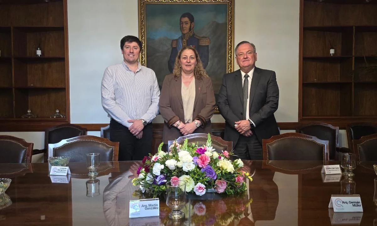 En este momento estás viendo El senador Felipe Michlig y la ministra Silvia Ciancio analizaron la marcha de Programas de Salud