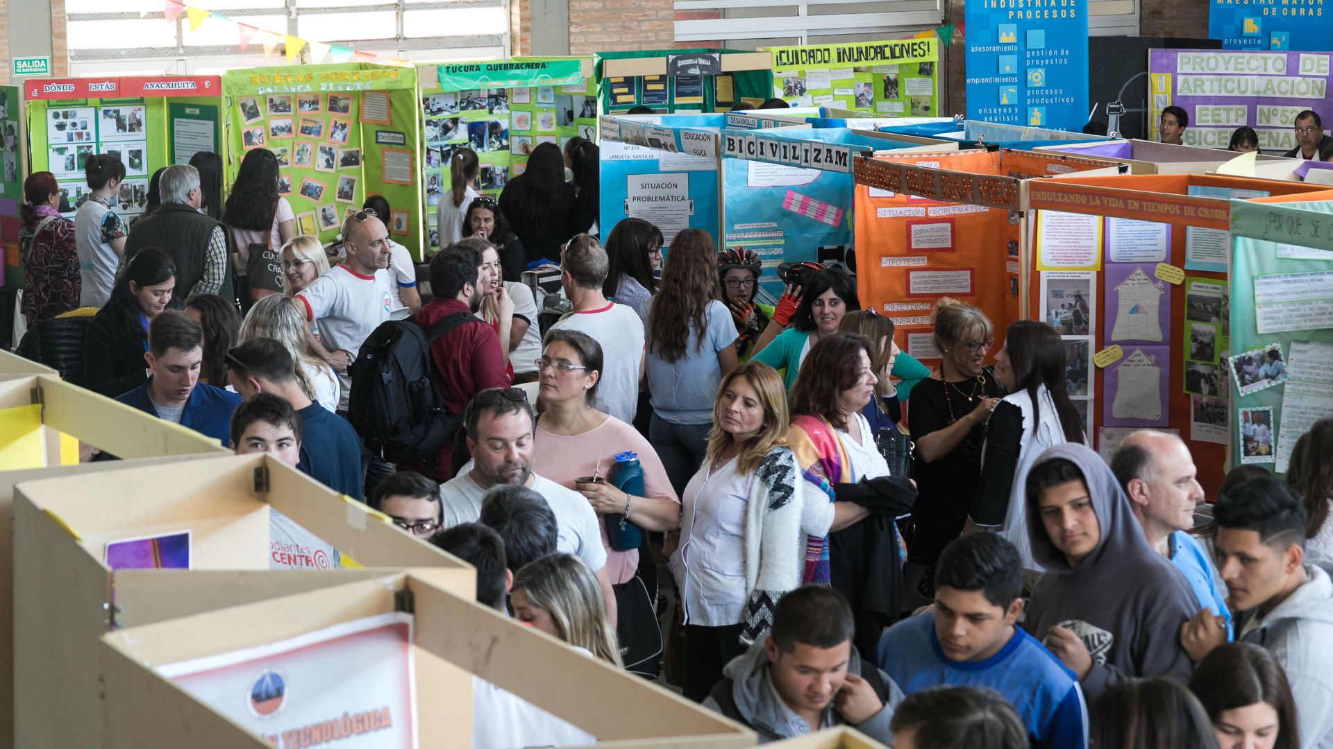 En este momento estás viendo Dos proyectos de escuelas ceresinas se convirtieron en finalistas nacionales de la Feria de Ciencias 2019